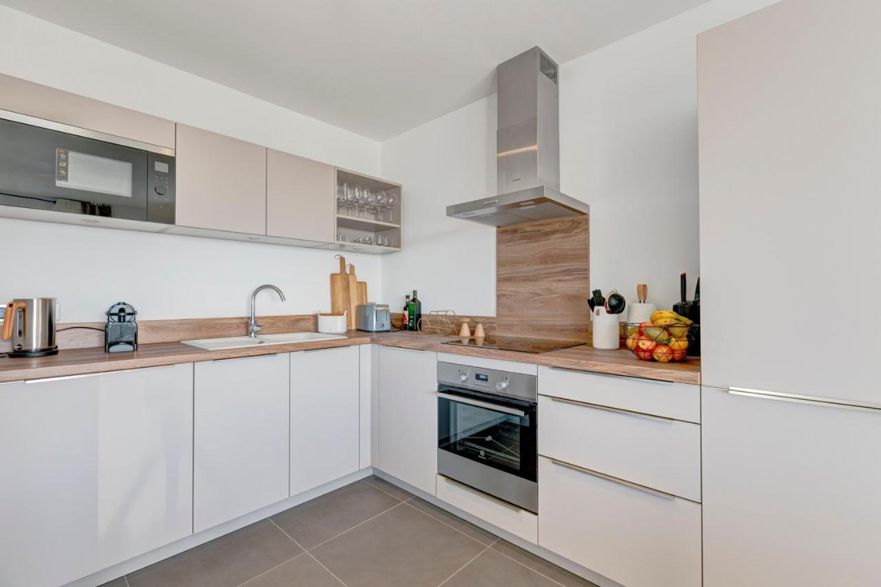 Serenity - 3 Bedroom Top Floor Apartment Parking & Lake View Terrace Annecy Exteriér fotografie